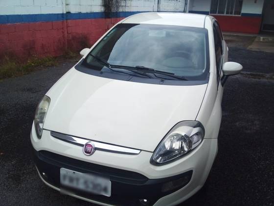 FIAT PUNTO 1.4 ATTRACTIVE 8V FLEX 4P MANUAL